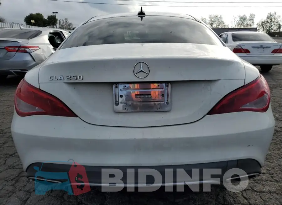WDDSJ4EB2JN607907 Photo# 6