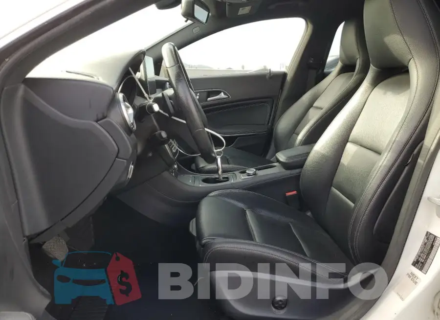WDDSJ4EB2JN607907 Photo# 7