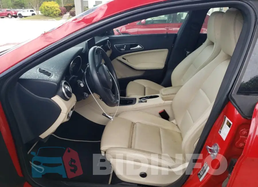 WDDSJ4EB2JN670019 Photo# 7
