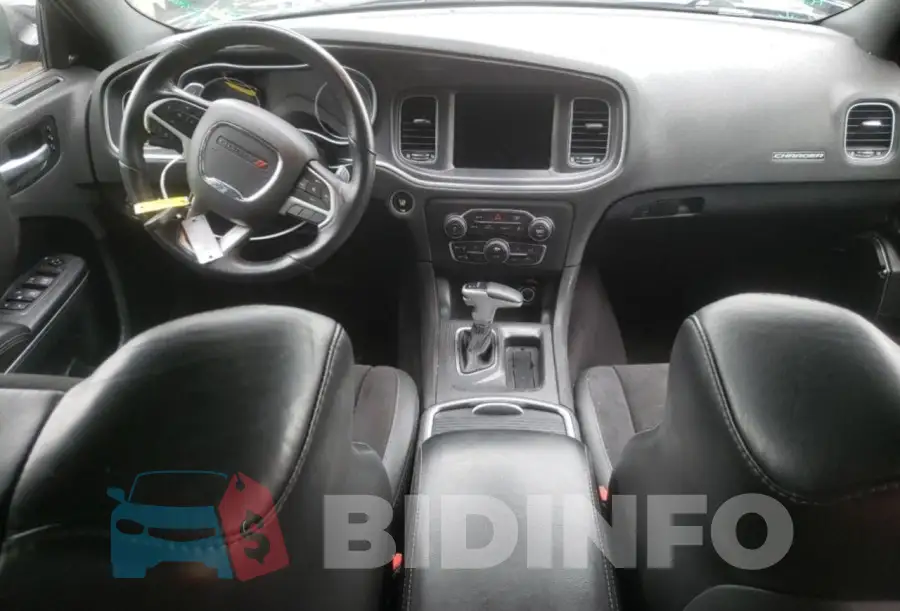 2C3CDXJG5JH213615 Photo# 8