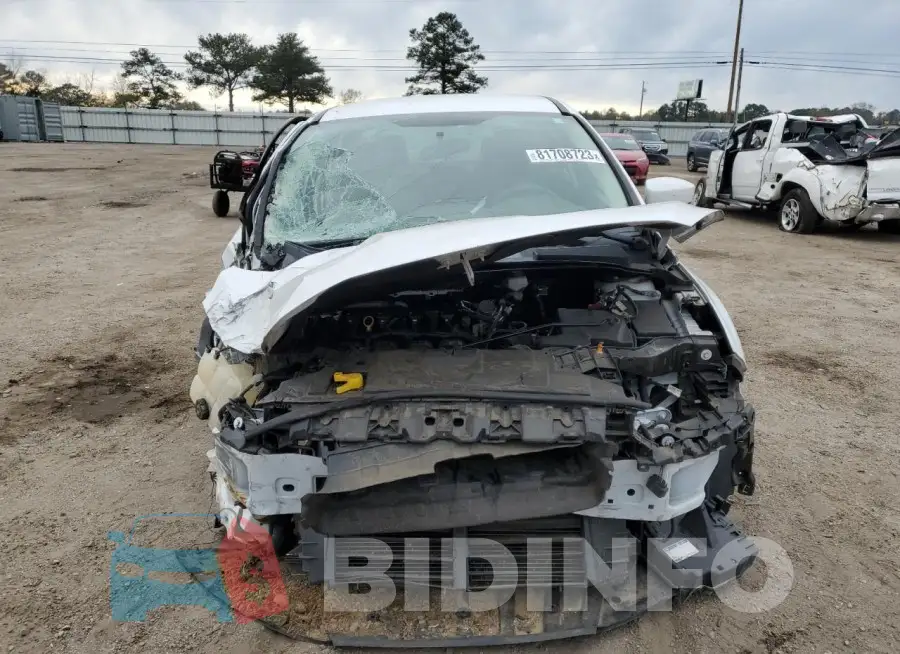 1FADP3F22JL208541 Photo# 5