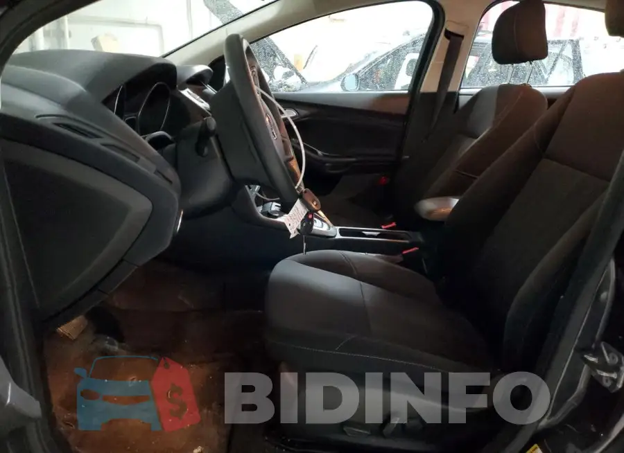 1FADP3F27GL261857 Photo# 7