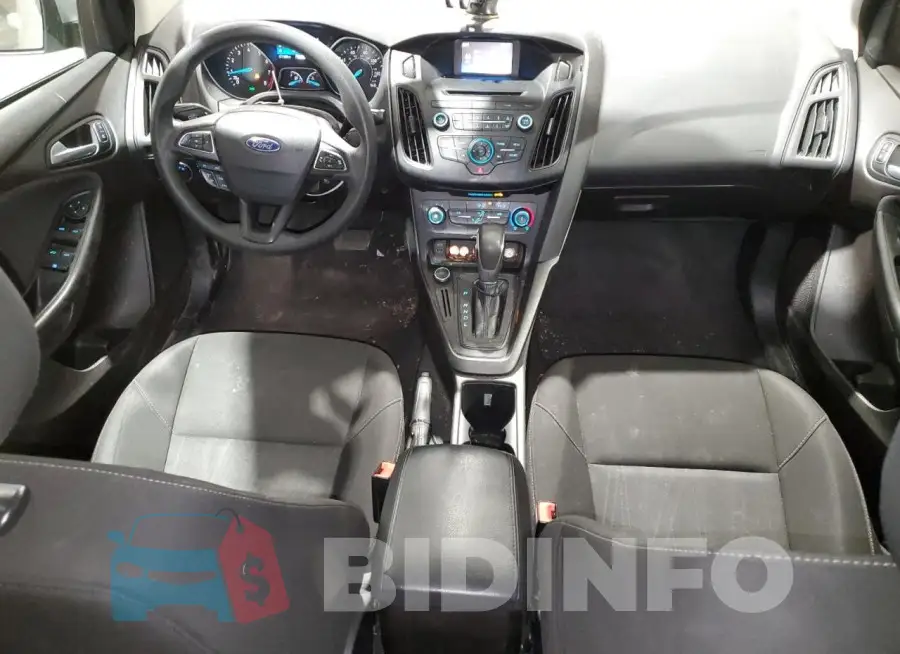 1FADP3F2XHL252040 Photo# 8