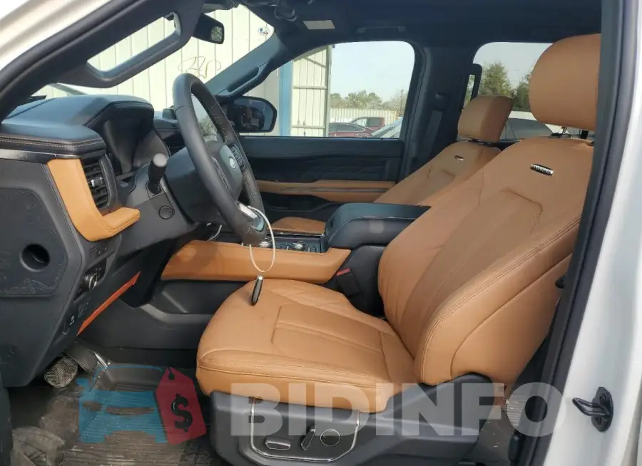 1FMJK1M86REA16266 Photo# 7
