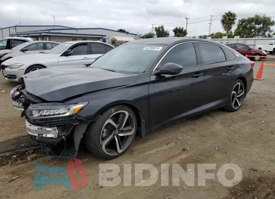 1HGCV2E34JA020441 Photo# 1
