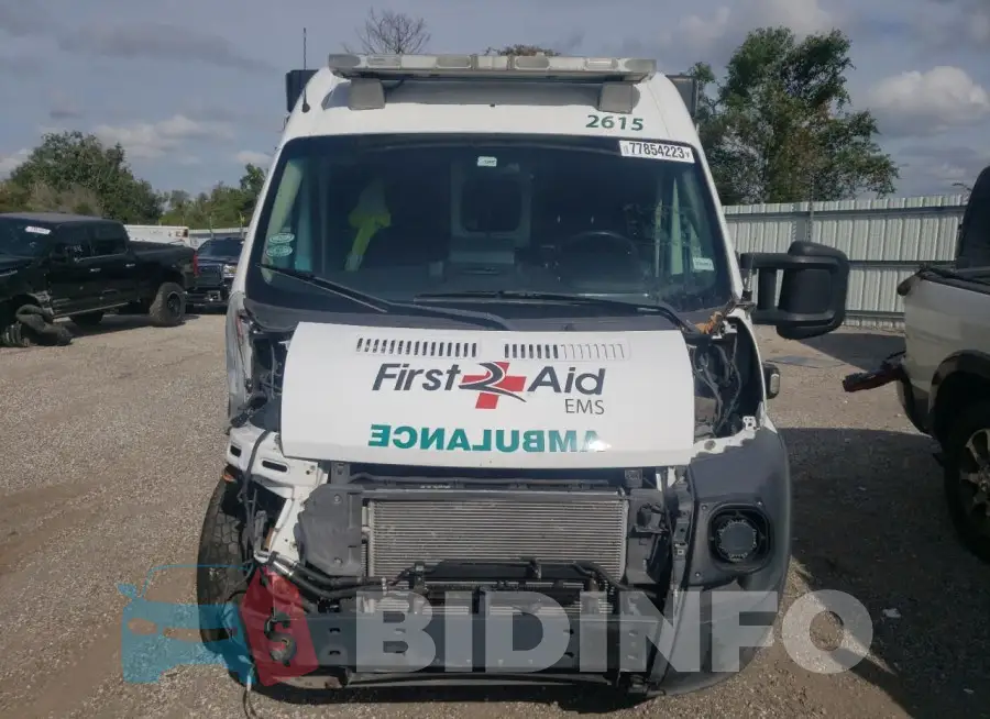 3C6URVHG4GE131477 Photo# 5
