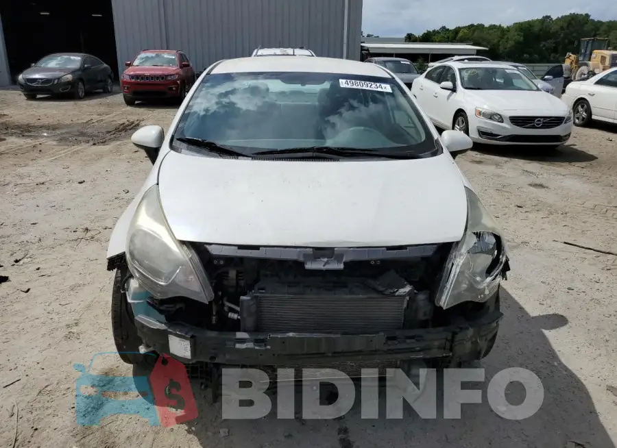 KNADM4A32G6589787 Photo# 5