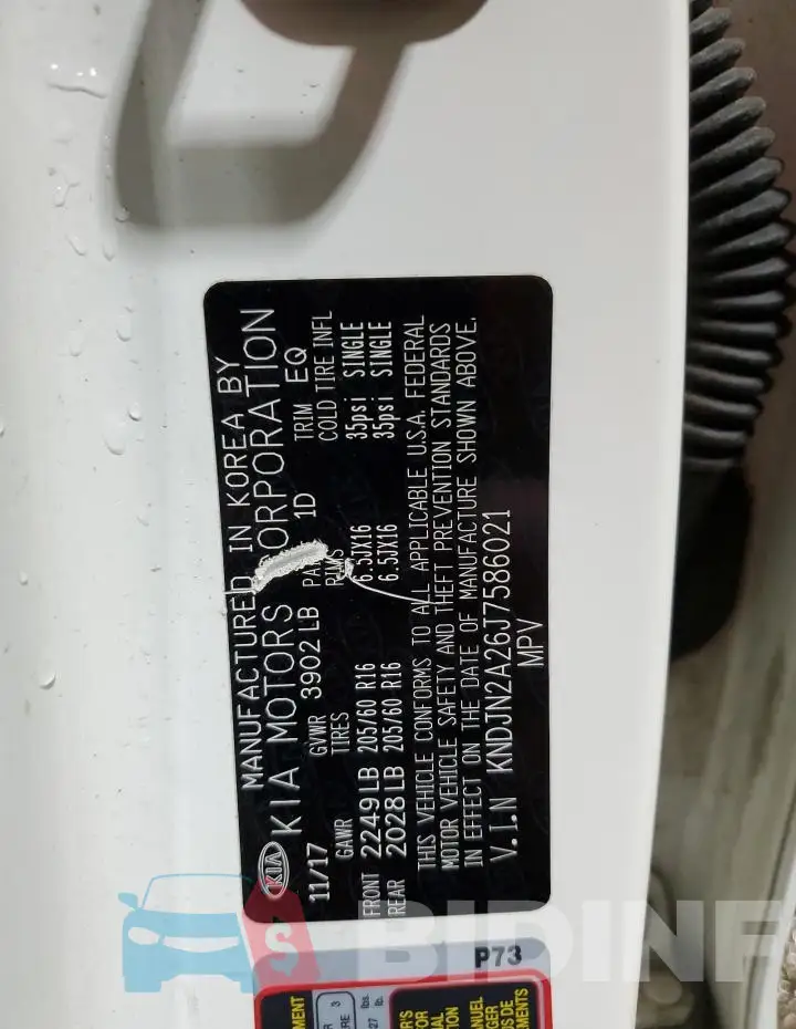 KNDJN2A26J7586021 Photo# 12