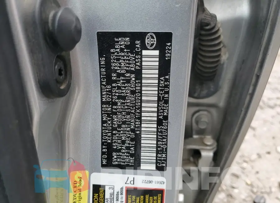 4T1BF1FK1GU201801 Photo# 12