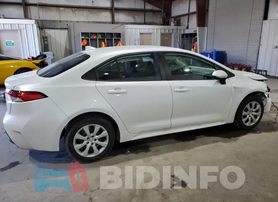 5YFB4MDE8RP116592 Photo# 3