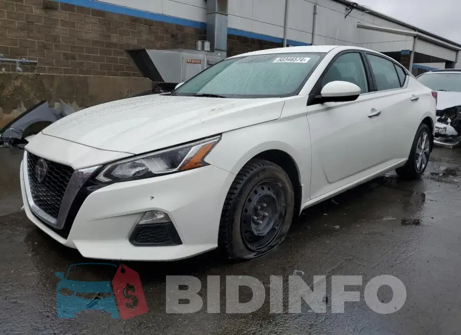 1N4BL4BW0LN307867 Photo# 1