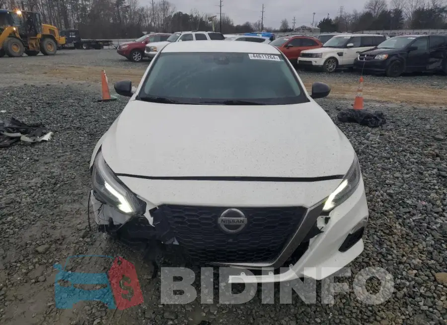 1N4BL4CV6LC175411 Photo# 5