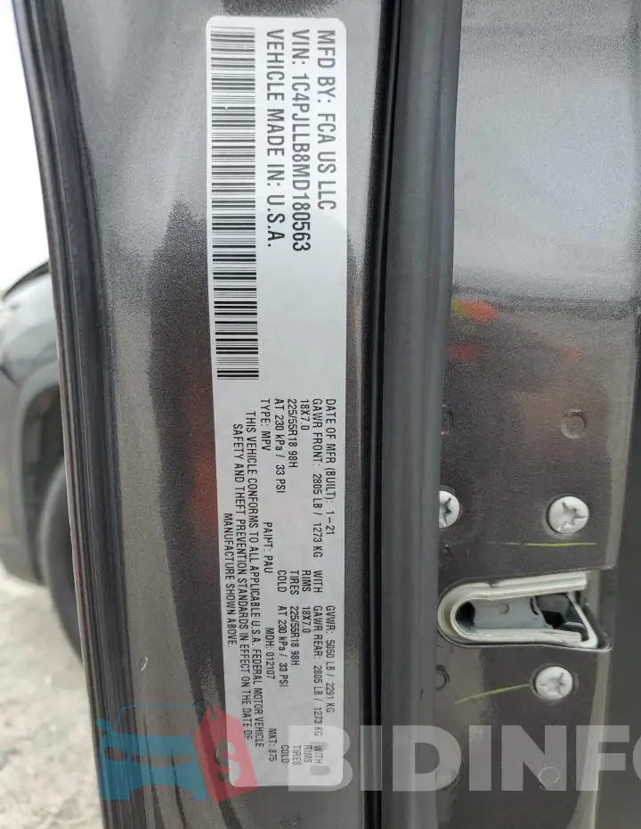 1C4PJLLB8MD180563 Photo# 12
