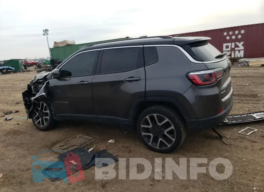3C4NJDCB9JT457417 Photo# 2