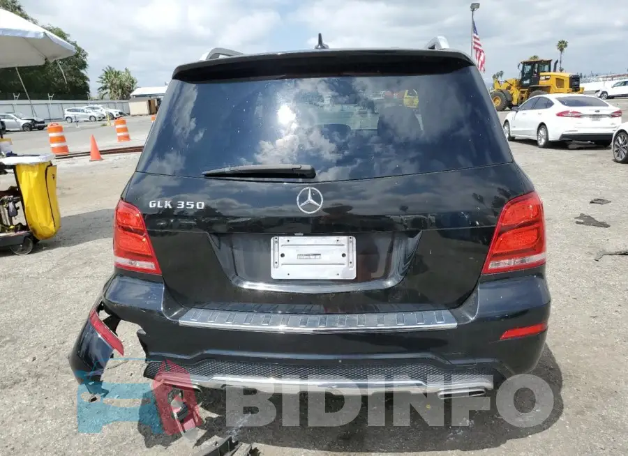 WDCGG5HB1FG378531 Photo# 6