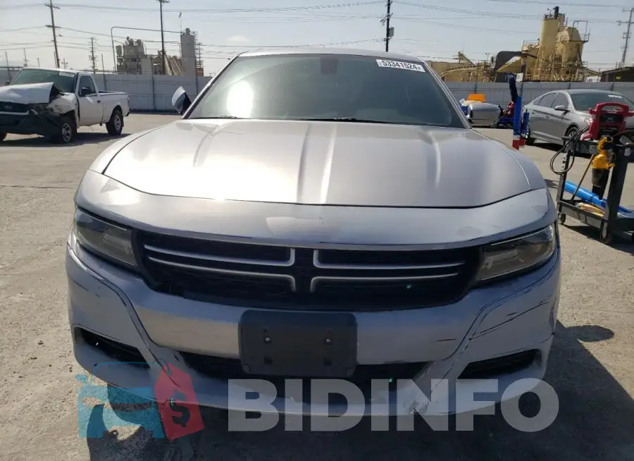2C3CDXBG9FH776687 Photo# 5