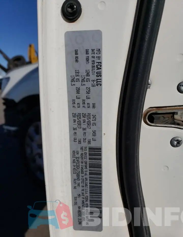 3C4PDCBGXJT508043 Photo# 12