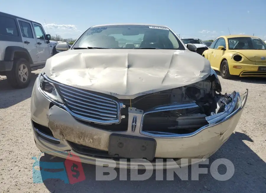 3LN6L2G92GR615933 Photo# 5