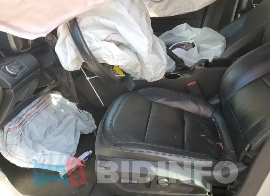 1G11G5SX2FF290117 Photo# 7