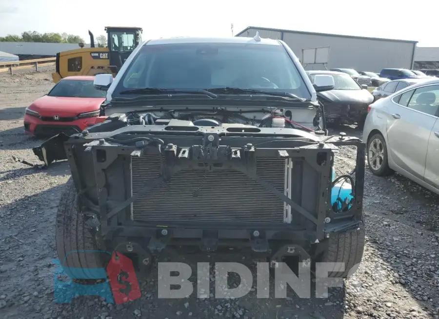 1GNSCBKC3HR243058 Photo# 5