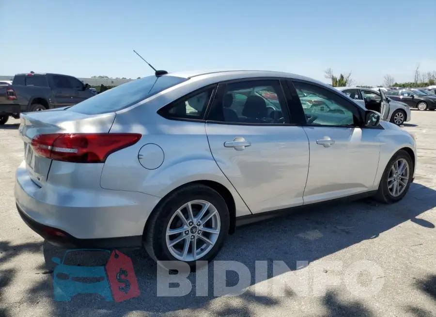 1FADP3F21HL232923 Photo# 3