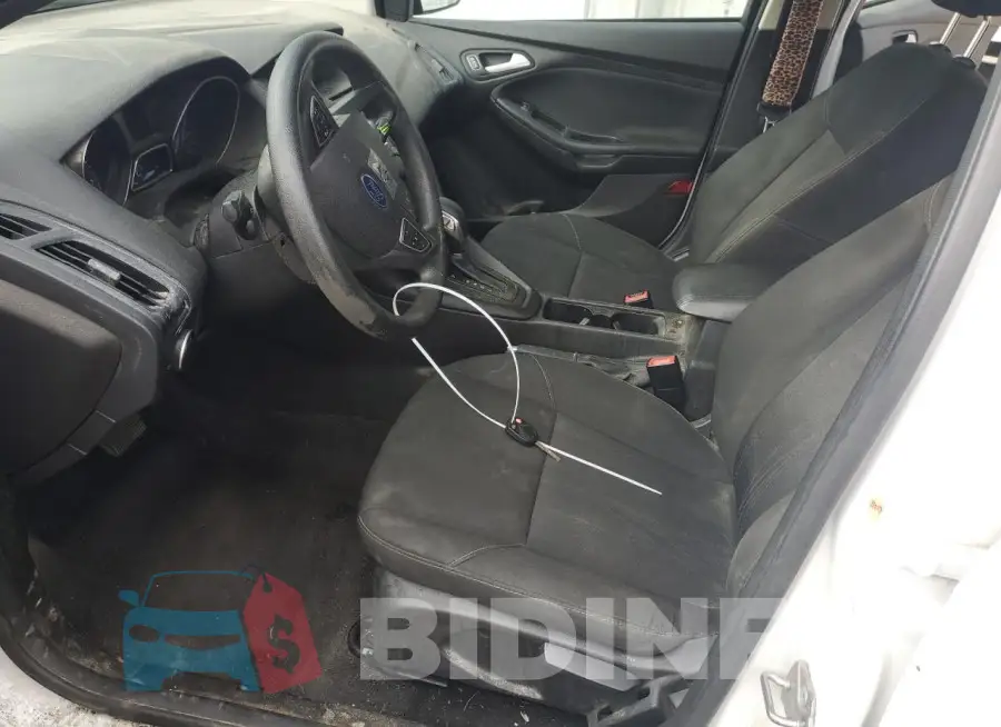 1FADP3F2XHL215747 Photo# 7