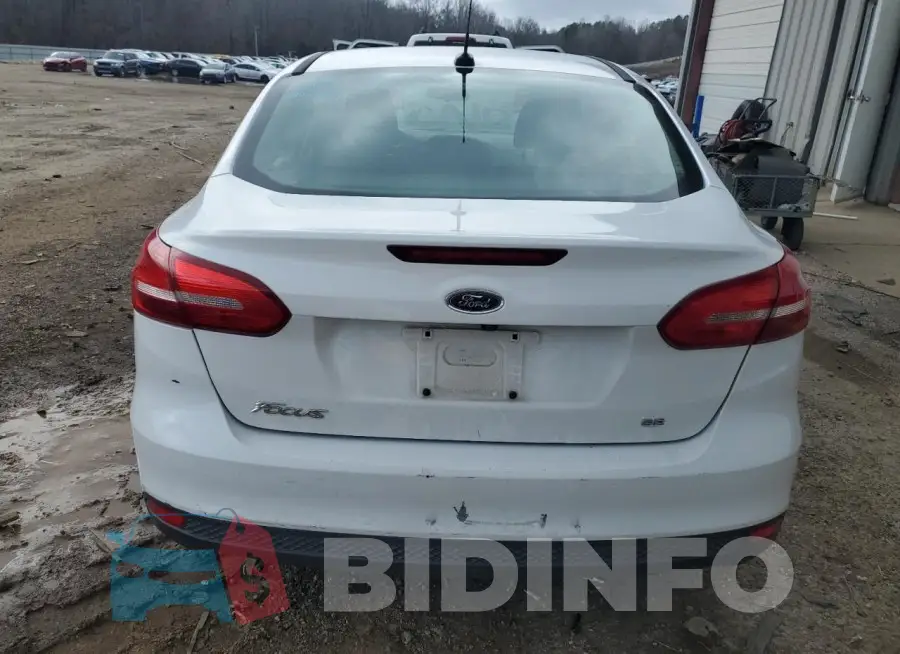 1FADP3F2XHL215747 Photo# 6