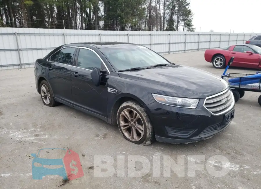 1FAHP2D87JG102937 Photo# 4