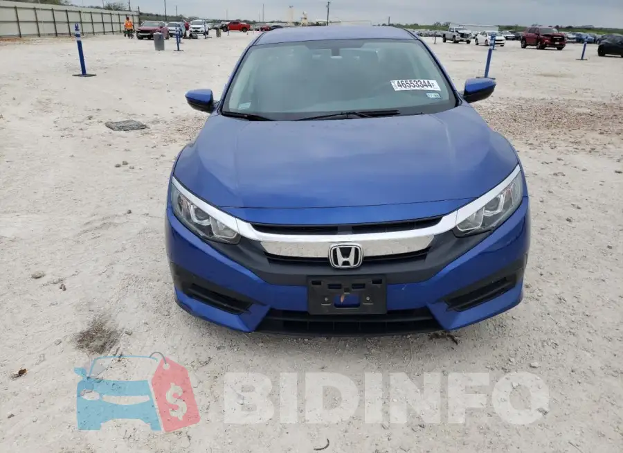 19XFC2F50GE052035 Photo# 5