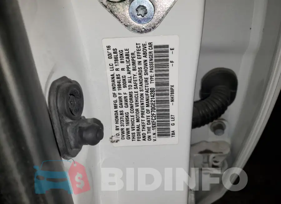 19XFC2F70GE214280 Photo# 12