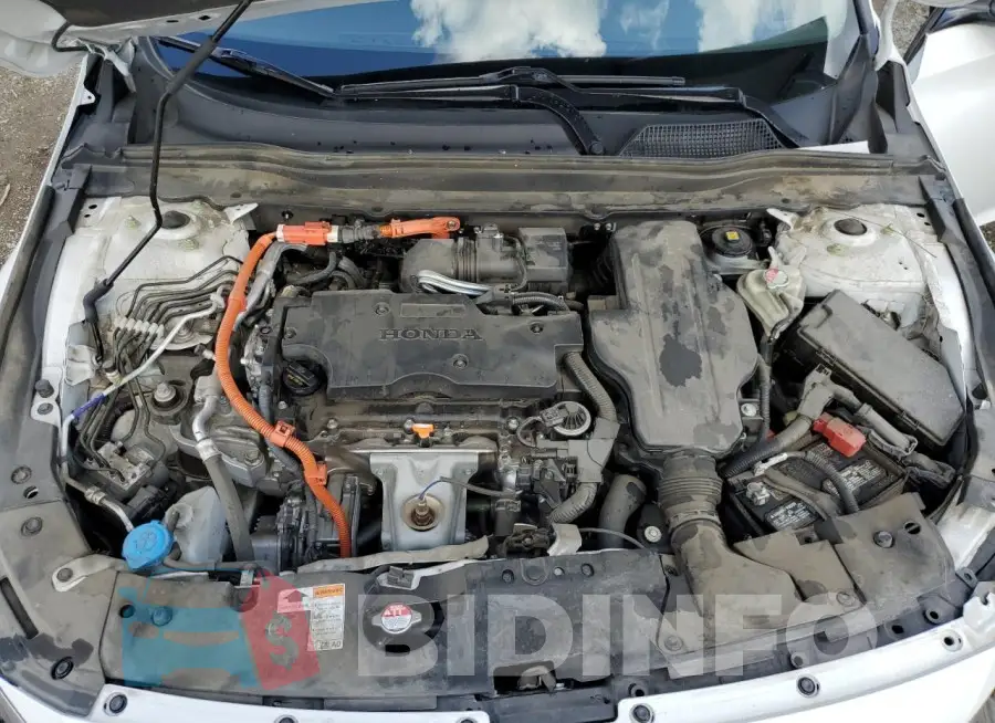 1HGCV3F55MA020118 Photo# 11