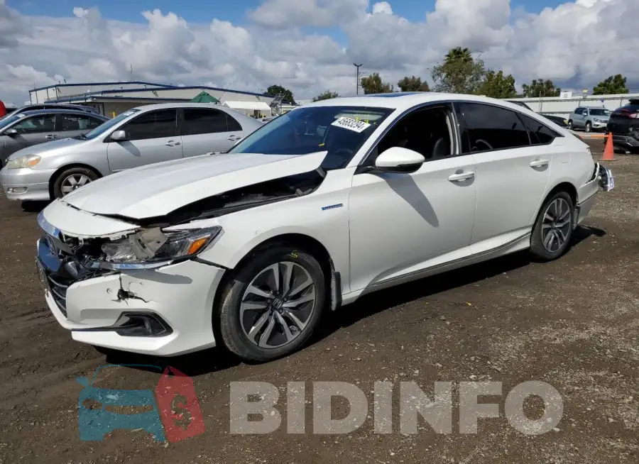 1HGCV3F55MA020118 Photo# 1