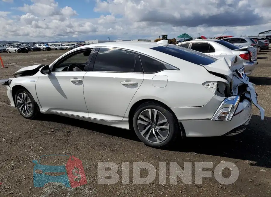 1HGCV3F55MA020118 Photo# 2