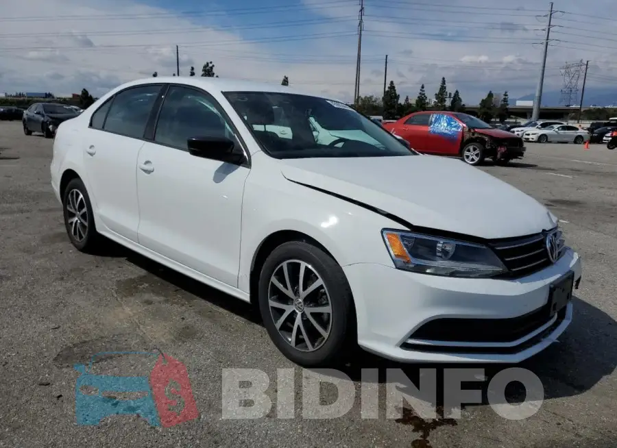 3VWD67AJ5GM372244 Photo# 4
