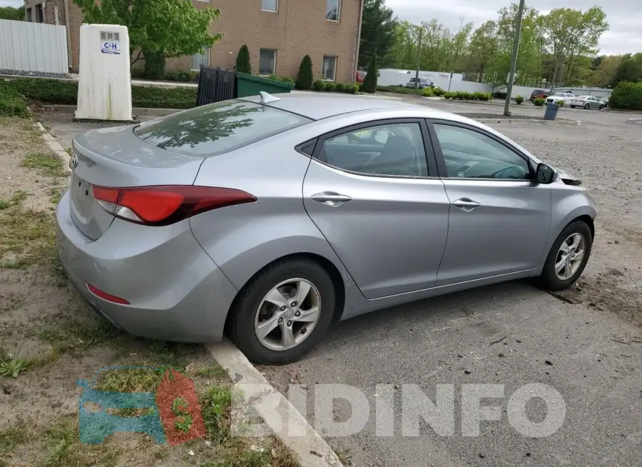 5NPDH4AE5FH588663 Photo# 3