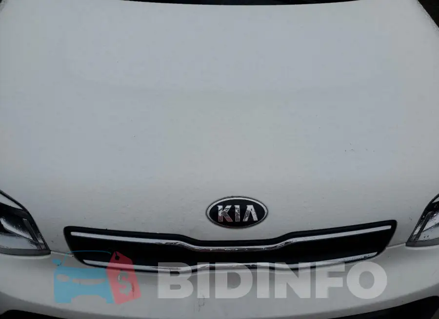 KNDJN2A23K7920765 Photo# 11