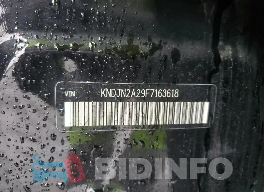 KNDJN2A29F7163618 Photo# 12
