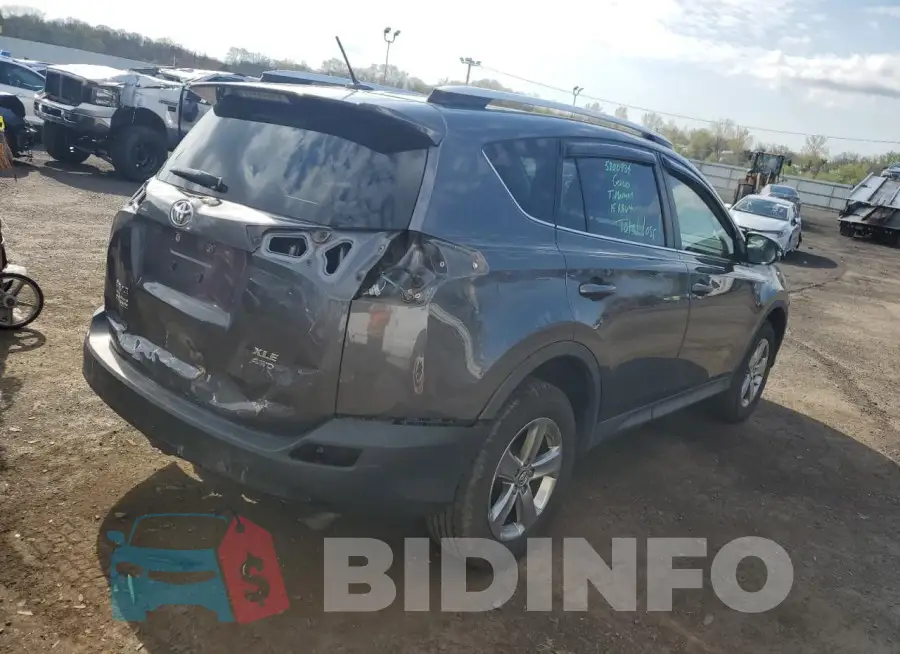 JTMRFREV9FD135400 Photo# 3