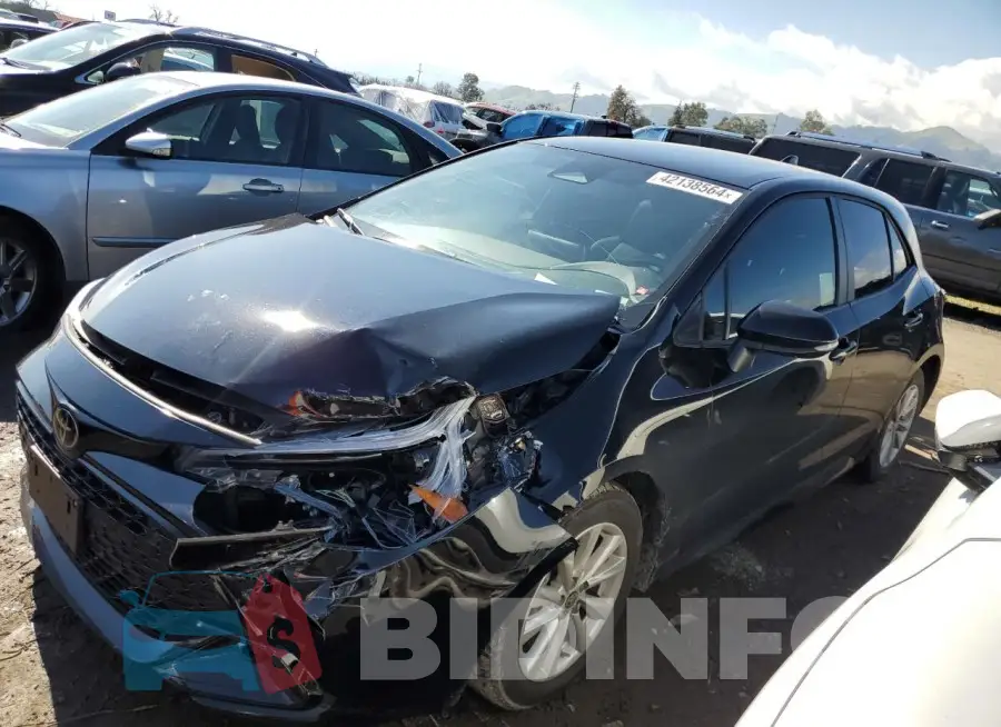 JTND4MBE6R3214679 Photo# 1