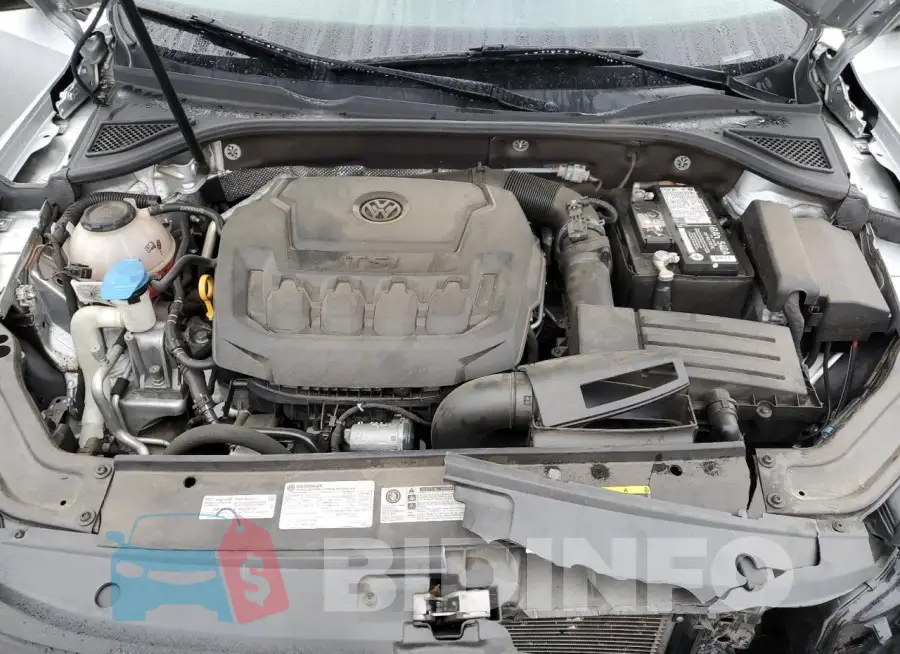 1VWLA7A35KC008668 Photo# 11