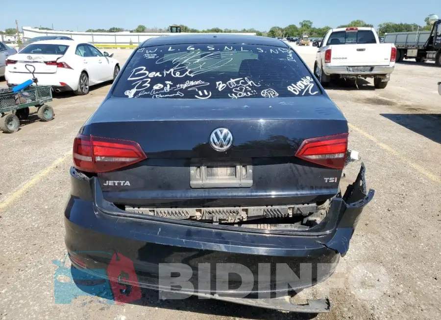 3VW267AJ2GM374539 Photo# 6