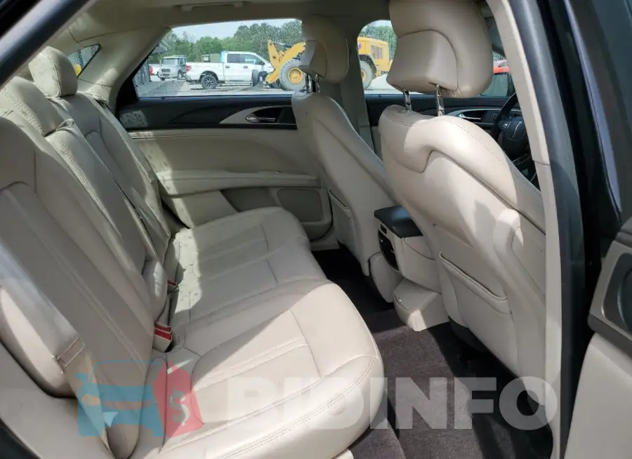 3LN6L5EC9JR620828 Photo# 10