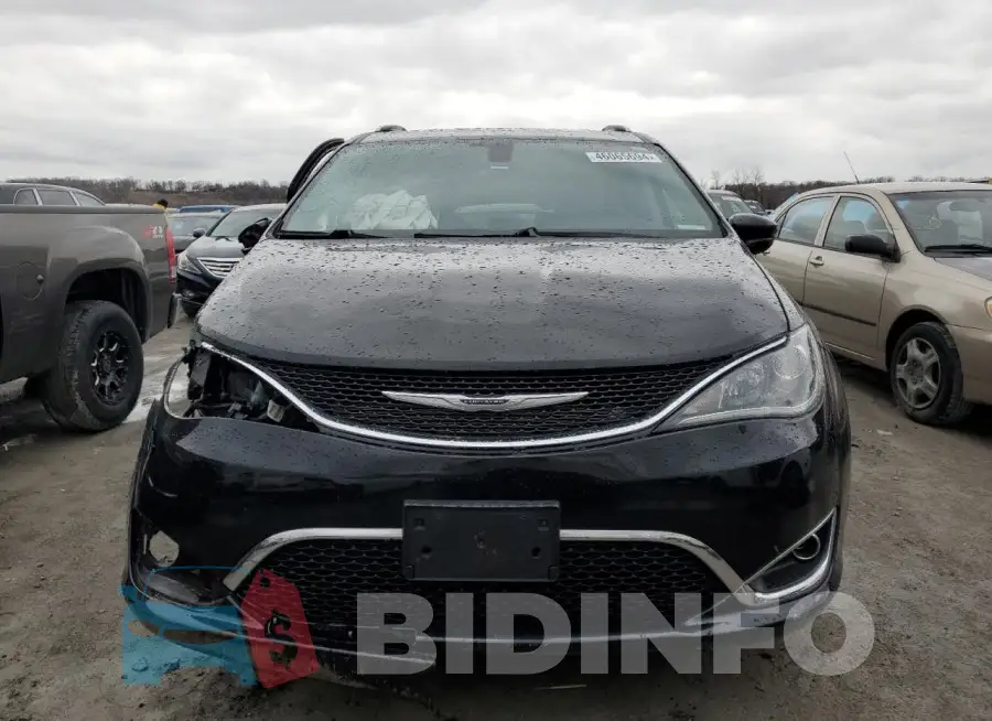 2C4RC1EG1HR741317 Photo# 5