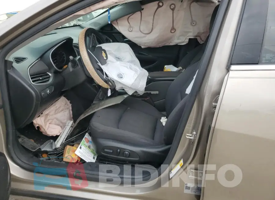 1G1ZD5ST3NF147121 Photo# 7