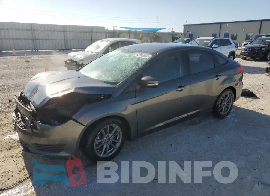 1FADP3F22FL372685 Photo# 1
