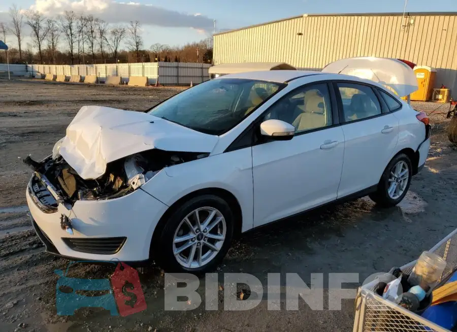 1FADP3F28FL227652 Photo# 1