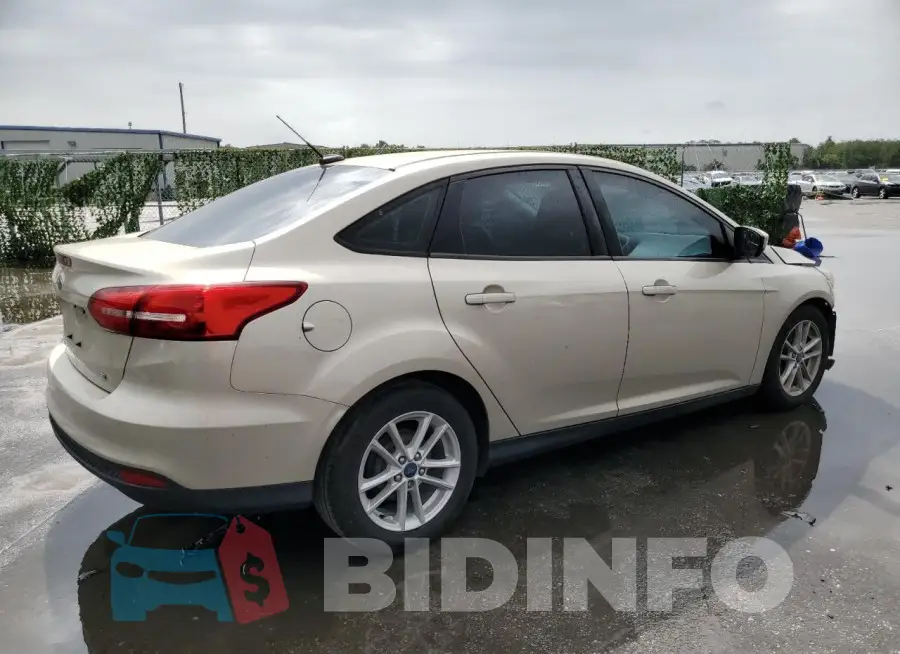 1FADP3F2XJL202065 Photo# 3