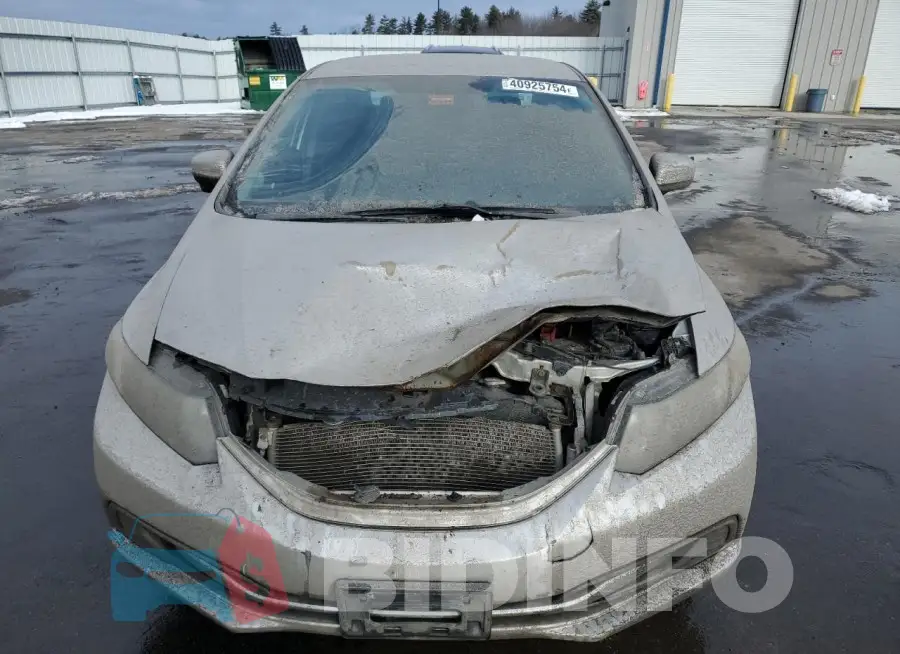 19XFB2F7XFE266145 Photo# 5