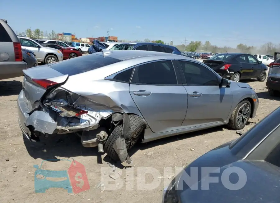 19XFC1F32KE014002 Photo# 3