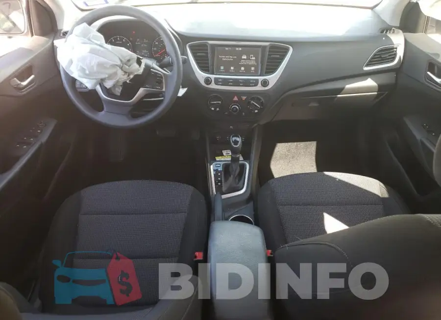 3KPC24A69NE176934 Photo# 8